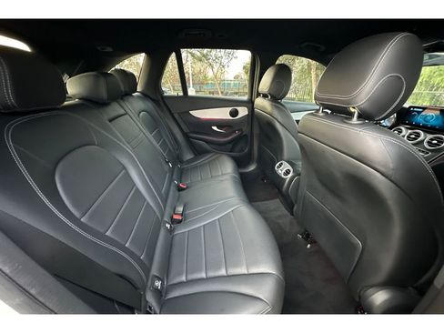 Used 2022 Mercedes-Benz GLC 300 image 18