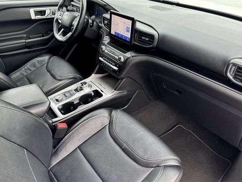 Used 2020 Ford Explorer ST image 15