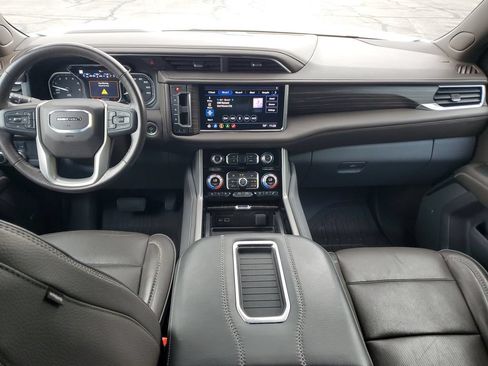 Used 2021 GMC Yukon XL Denali AWD/4WD image 14