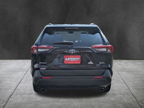 Used 2024 Toyota RAV4 XLE image 5
