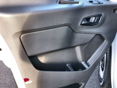 New 2026 Ford Transit 250 148 Medium Roof RWD image 13