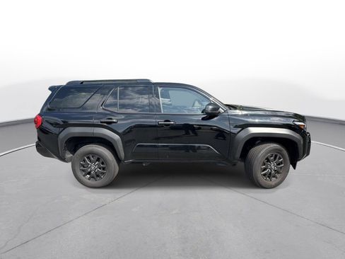 Used 2025 Toyota 4Runner SR5 AWD/4WD image 5