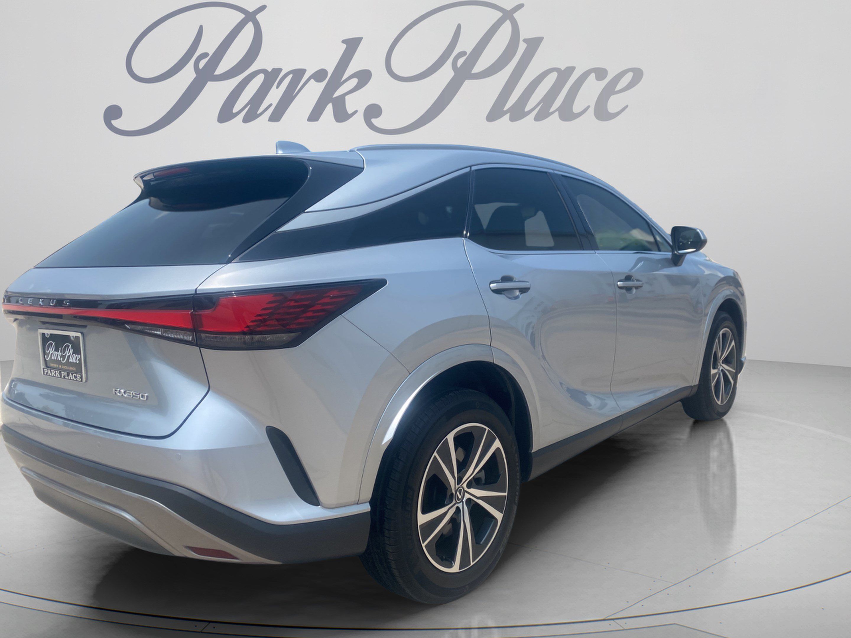 Used 2024 Lexus RX 350 Premium w/ Accessory Package (K3) FWD image 6