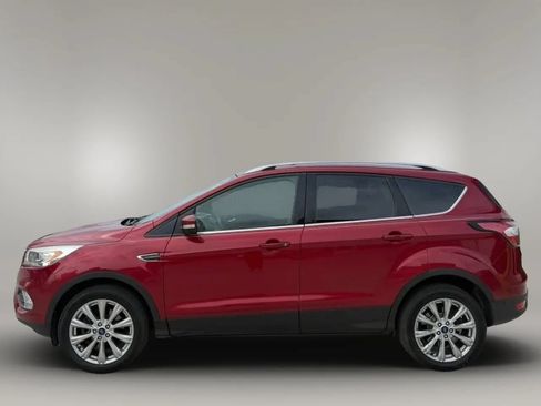 Used 2018 Ford Escape Titanium AWD/4WD image 4