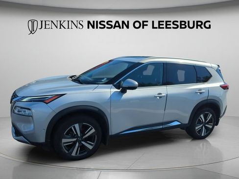 Certified 2022 Nissan Rogue Platinum w/ Head-Up Display Package FWD image 13