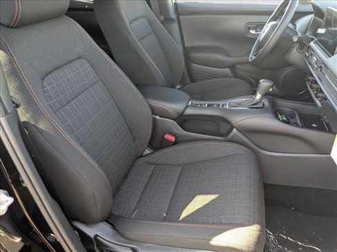 Used 2027 Honda HR-V Sport image 19