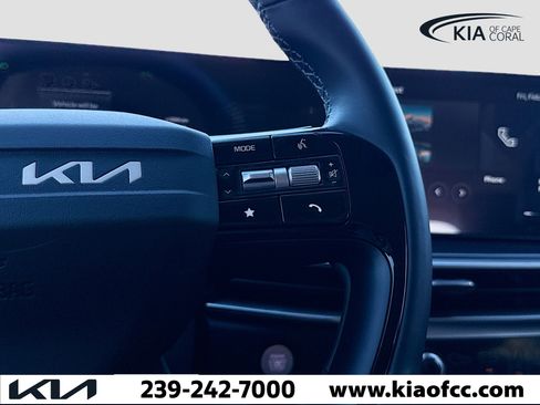 New 2026 Kia Sorento S image 36