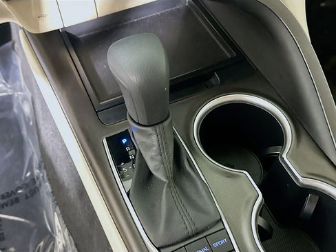 Used 2023 Toyota Camry LE image 20