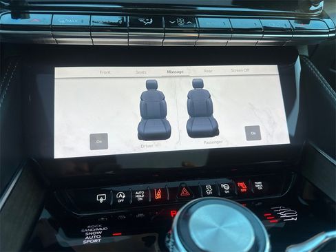 Certified 2024 Jeep Grand Wagoneer L 4WD image 26