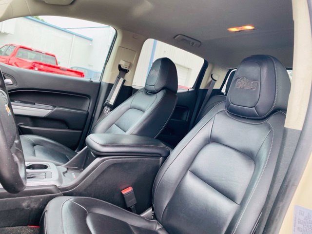 Used 2022 Chevrolet Colorado ZR2 w/ Colorado ZR2 Bison Edition AWD/4WD image 28