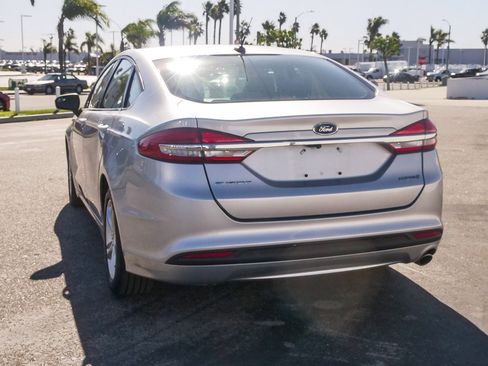 Used 2018 Ford Fusion S image 7