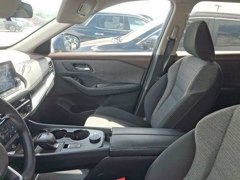 Used 2022 Nissan Rogue SV AWD/4WD image 8
