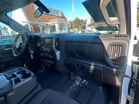 Used 2019 Chevrolet Silverado 1500 Custom Trail Boss w/ Custom Convenience Package image 23