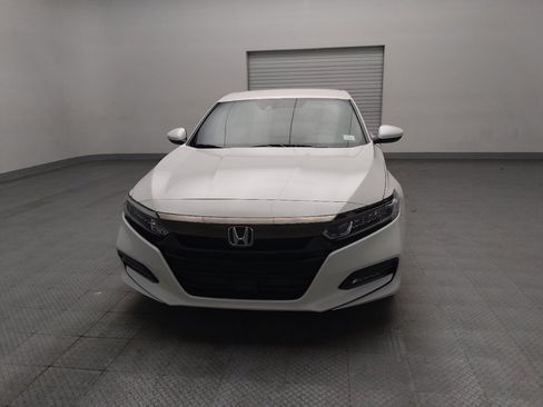 Used 2018 Honda Accord Sport image 15