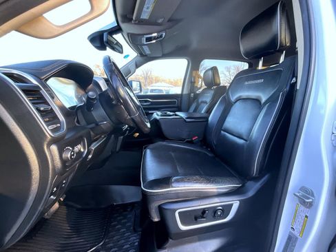 Used 2019 RAM 1500 Laramie image 11