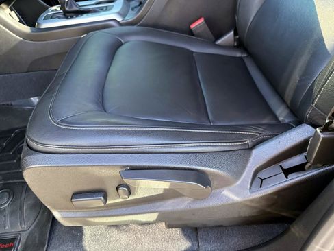 Used 2019 Chevrolet Colorado ZR2 image 20