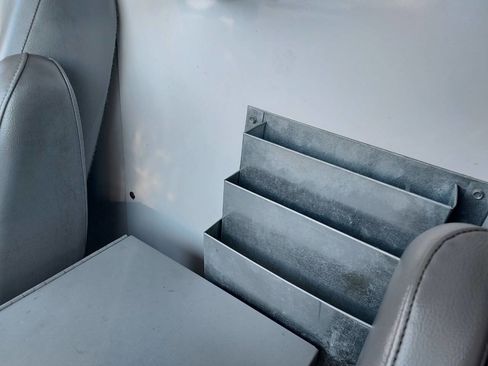 Used 2016 Ford E-350 and Econoline 350 Super Duty image 21