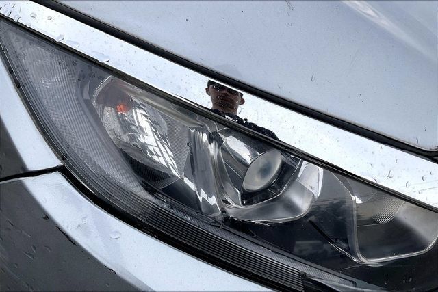 Used 2017 Honda Civic LX image 28