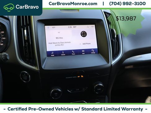 Used 2020 Ford Edge SE w/ Cargo Accessory Package FWD image 27