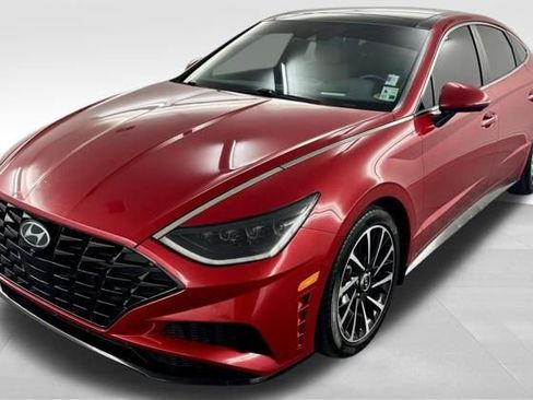 Used 2021 Hyundai Sonata Limited FWD image 4