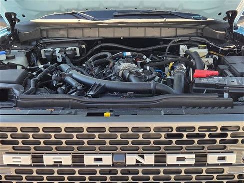 New 2025 Ford Bronco Badlands AWD/4WD image 17