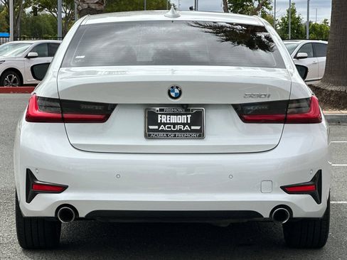 Used 2021 BMW 330i Sedan w/ Driving Assistance Package RWD image 5