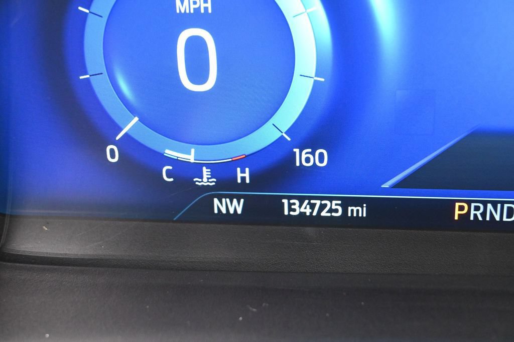Used 2022 Ford Explorer Platinum w/ Equipment Group 601A AWD/4WD image 41
