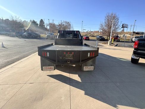 Used 2022 RAM 3500 Tradesman w/ Chrome Appearance Group image 7