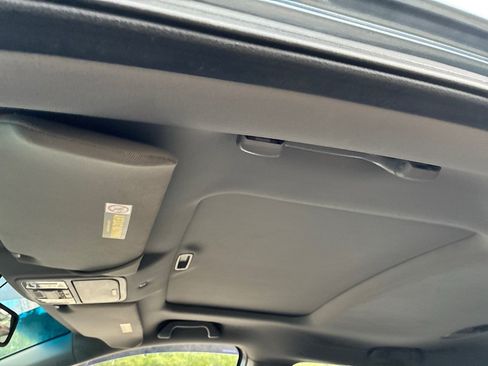 Used 2010 Honda Odyssey EX-L image 12