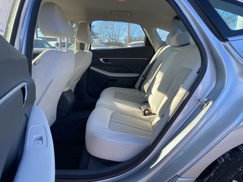 Used 2024 Hyundai Sonata SEL image 12