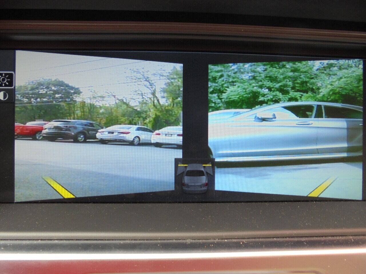 Used 2011 Rolls-Royce Ghost RWD image 20