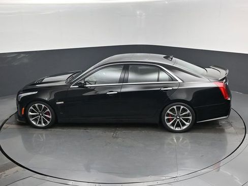 Used 2019 Cadillac CTS V image 14