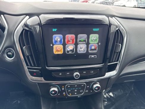 Used 2018 Chevrolet Traverse LT image 10