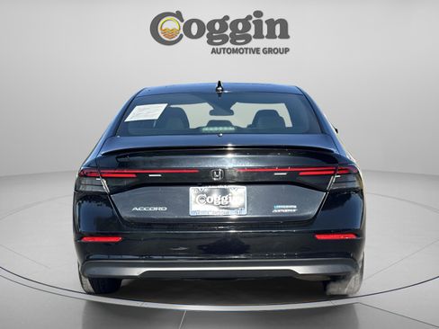 Used 2023 Honda Accord Sport image 5