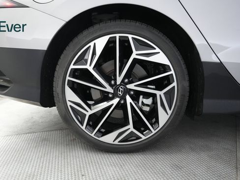 Used 2024 Hyundai Ioniq 6 Limited RWD image 22