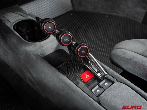 Used 2020 Ferrari 488 Pista Coupe image 40