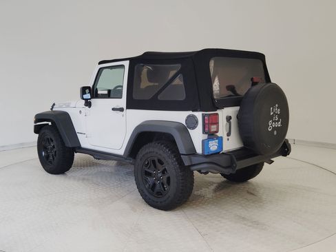 Used 2013 Jeep Wrangler Moab image 3