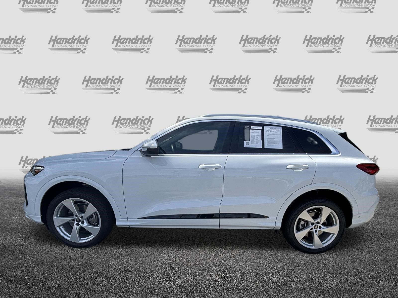 Certified 2025 Audi Q5 Premium AWD/4WD image 7