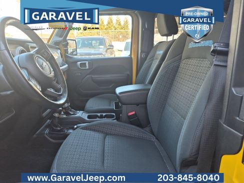 Used 2021 Jeep Wrangler Sport image 3