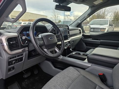 Used 2022 Ford F150 XLT w/ Equipment Group 302A High image 11