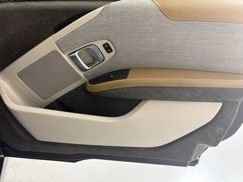 Used 2017 BMW i3 image 50