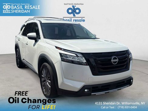 Used 2023 Nissan Pathfinder SL w/ SL Premium Package AWD/4WD image 1