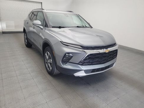 Used 2024 Chevrolet Blazer LT w/ Convenience Package FWD image 13