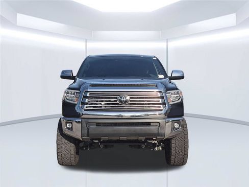 Used 2021 Toyota Tundra Limited w/ Limited Premium Package AWD/4WD image 10