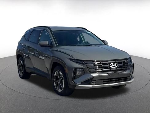Used 2025 Hyundai Tucson SEL image 3