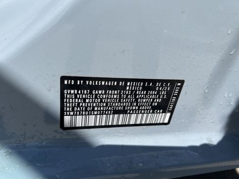 Used 2025 Volkswagen Jetta SE w/ Sunroof Package FWD image 31