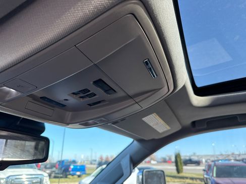 Used 2015 GMC Sierra 2500 Denali w/ Duramax Plus Package image 26