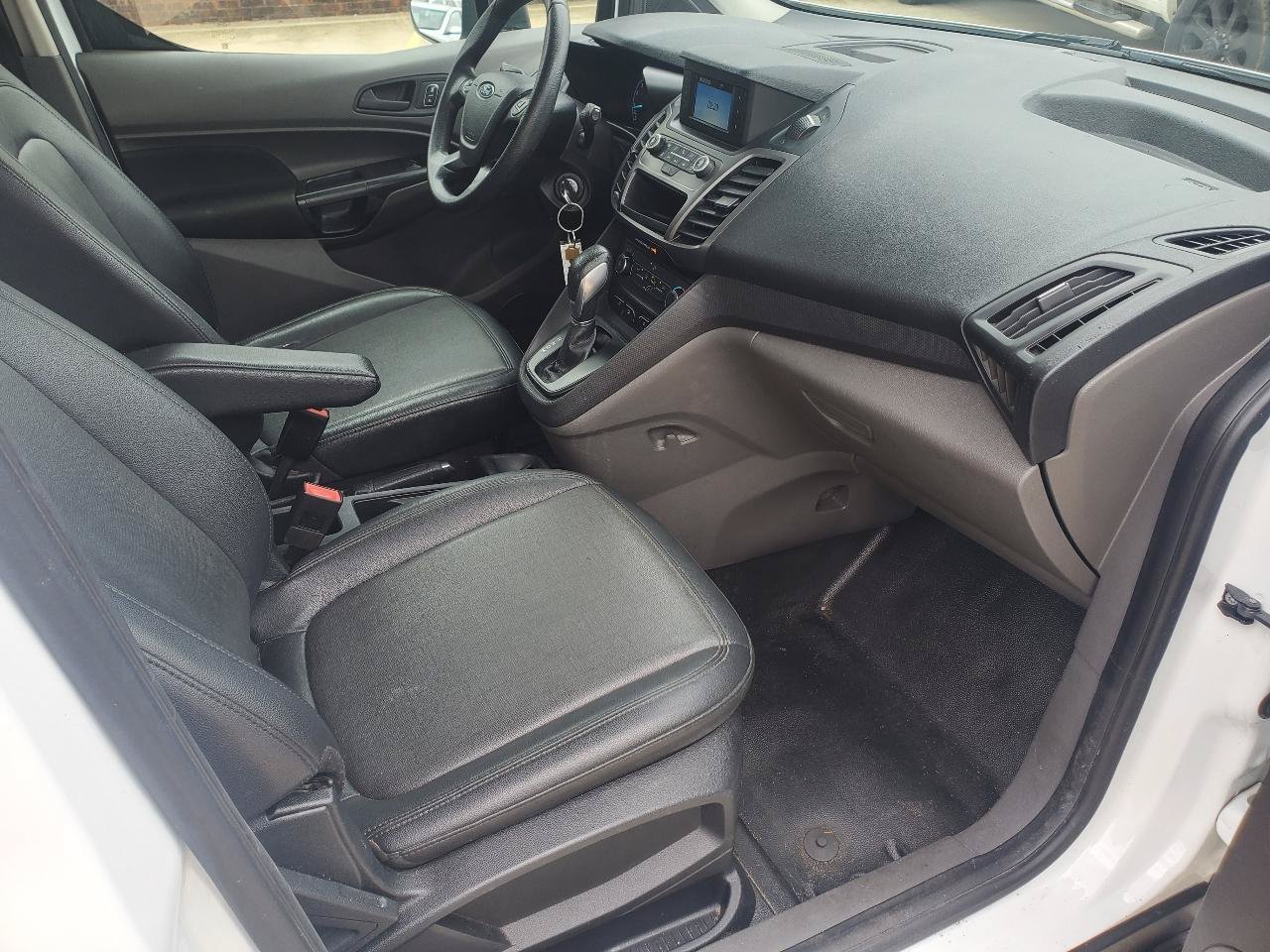 Used 2019 Ford Transit Connect XL FWD image 5