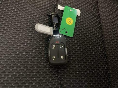 Used 2023 GMC Terrain SLE w/ Driver Convenience Package AWD/4WD image 27