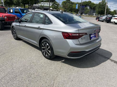 Used 2024 Volkswagen Jetta S FWD image 5